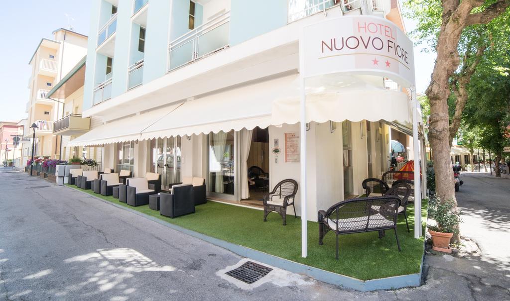 Hotel Nuovo Fiore Cattolica Exteriör bild