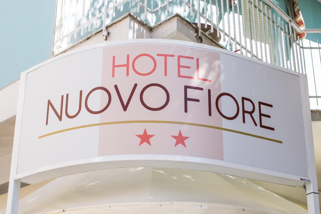 Hotel Nuovo Fiore Cattolica Exteriör bild